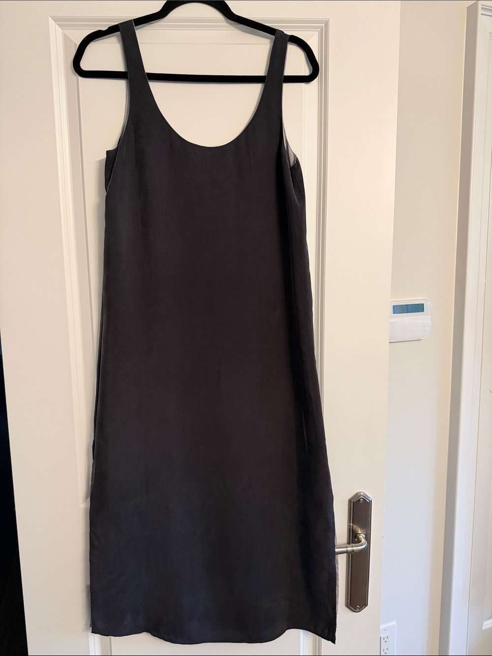 NEVER BEEN WORN Club Monaco Dark Grey and Light Grey Scoop Neck Slip Dress